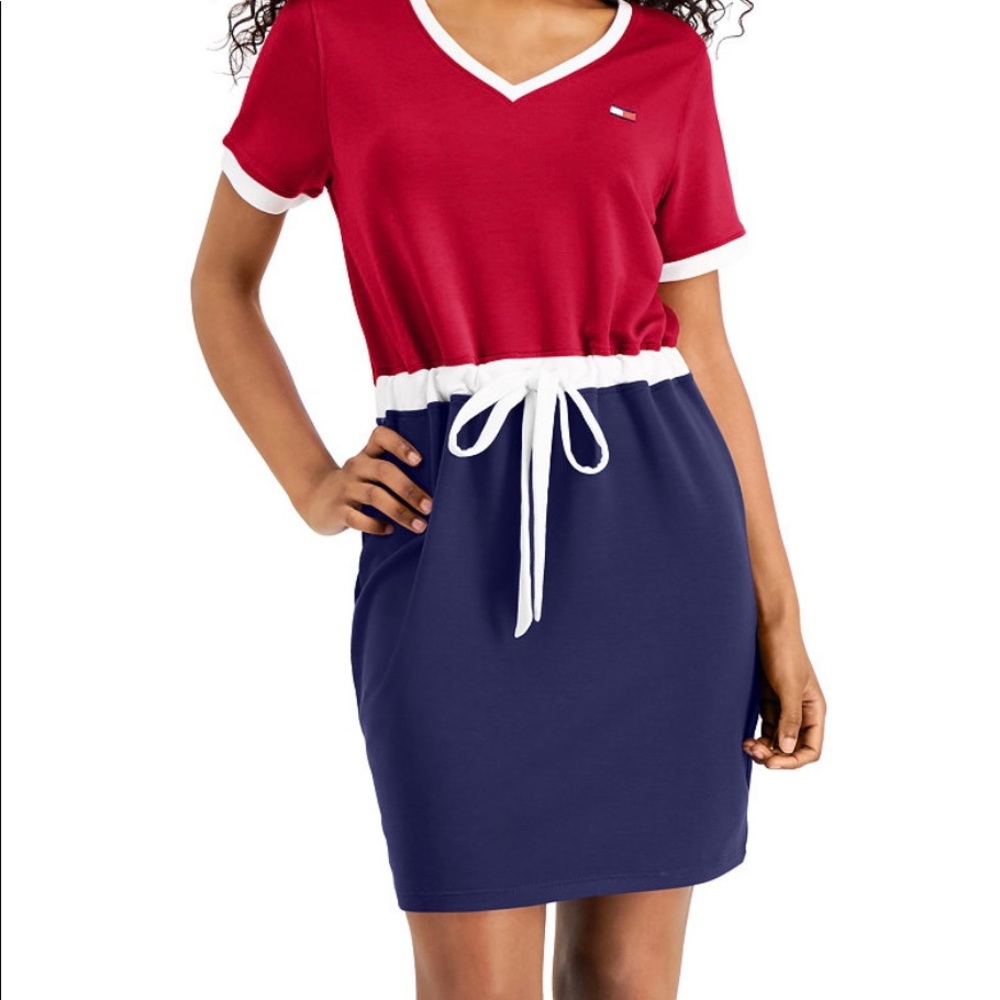 TOMMY HILFIGER SPORT DRAWSTRING T-SHIRT DRESS in WHITE and BLUE (2nd picture)